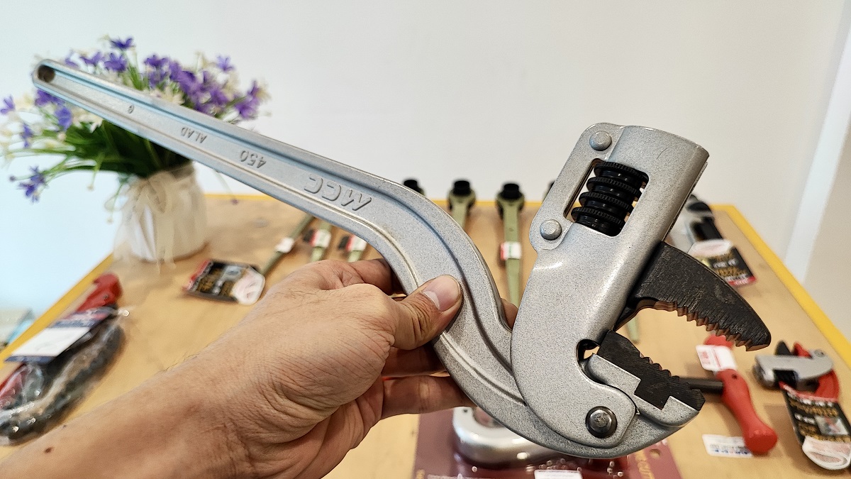 Corner Wrenches Cast Aluminum Handle CWAL, MCC Made in Japan