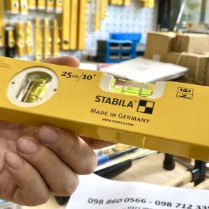 Compact Stabila Type 70 T 25 cm spirit level for tight spaces