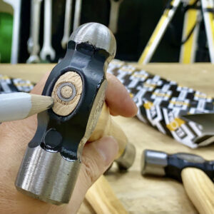 Ball peen hammer ELORA 1670 – English pattern hammer for shaping metal, riveting, and mechanical assembly.