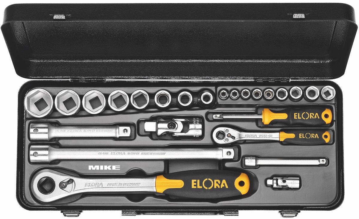 ELORA 714-6MU socket set, encompassing both 1/4" and 1/2" sizes, presents a comprehensive collection of 25 pieces, meticulously designed for precision and durability. Encased in a robust black metal storage box with a plastic insert, this set ensures organized and secure storage of the tools. 
