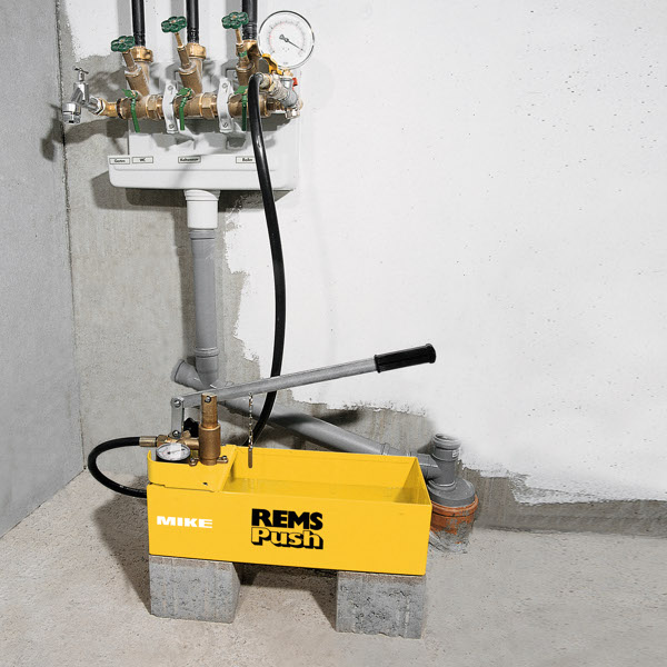 115000 Hand pressure testing pump. REMS Push. Made in Germany