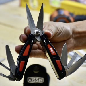 Compact Power: BESSEY DBST Multitool for Every Task