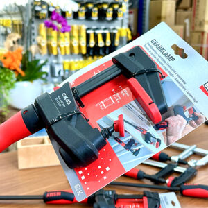 Fiberglass jaws of the BESSEY GK gear-driven F-style wood clamp ensure strong clamping without damaging work surfaces.