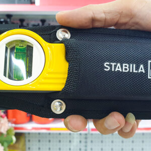 Spirit level Torpedo Stabila 02511 type 81 SM employs one horizontal and one vertical vial permanently bonded to the machined base. Vial positioning is fixed via STABILA’s alignment system, preventing deviation over time from thermal or dynamic site stressors.