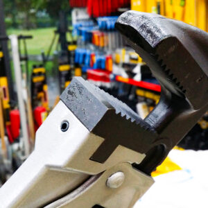 Heavy duty pipe wrenches PWDAL – Chrome Vanadium jaws hardened for wear resistance in heavy-duty operation.