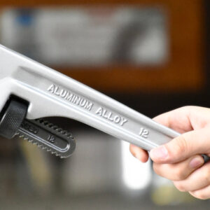 Pipe wrenches PW-AL – Available sizes range from 250 mm to 900 mm.