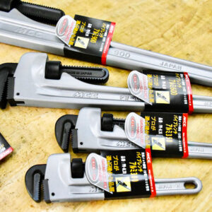 Pipe wrenches PW-AL – Aluminum alloy handle reduces tool weight while maintaining heavy-duty performance.