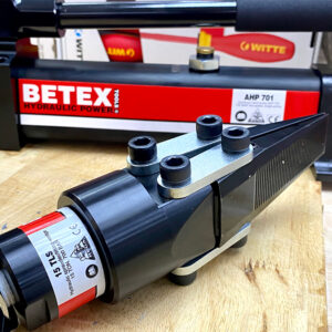 BETEX 15 TLS supports openings between 5 and 43 mm, covering various mechanical maintenance scenarios.